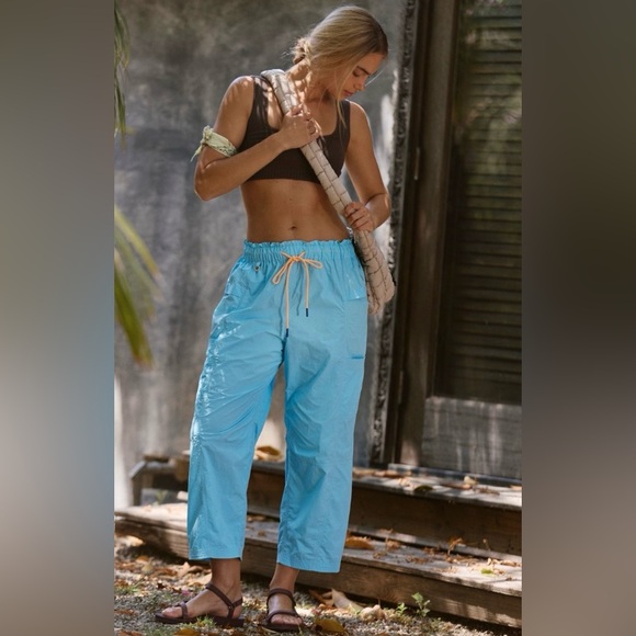Free People Movement ~ In The Wild Pants ~ NWT Sz: S Color: Santorini/Blue Sea - Picture 16 of 16